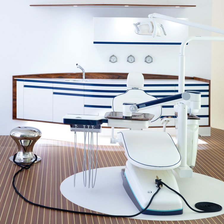 EMS AirFlow One Pulverstrahlgerät